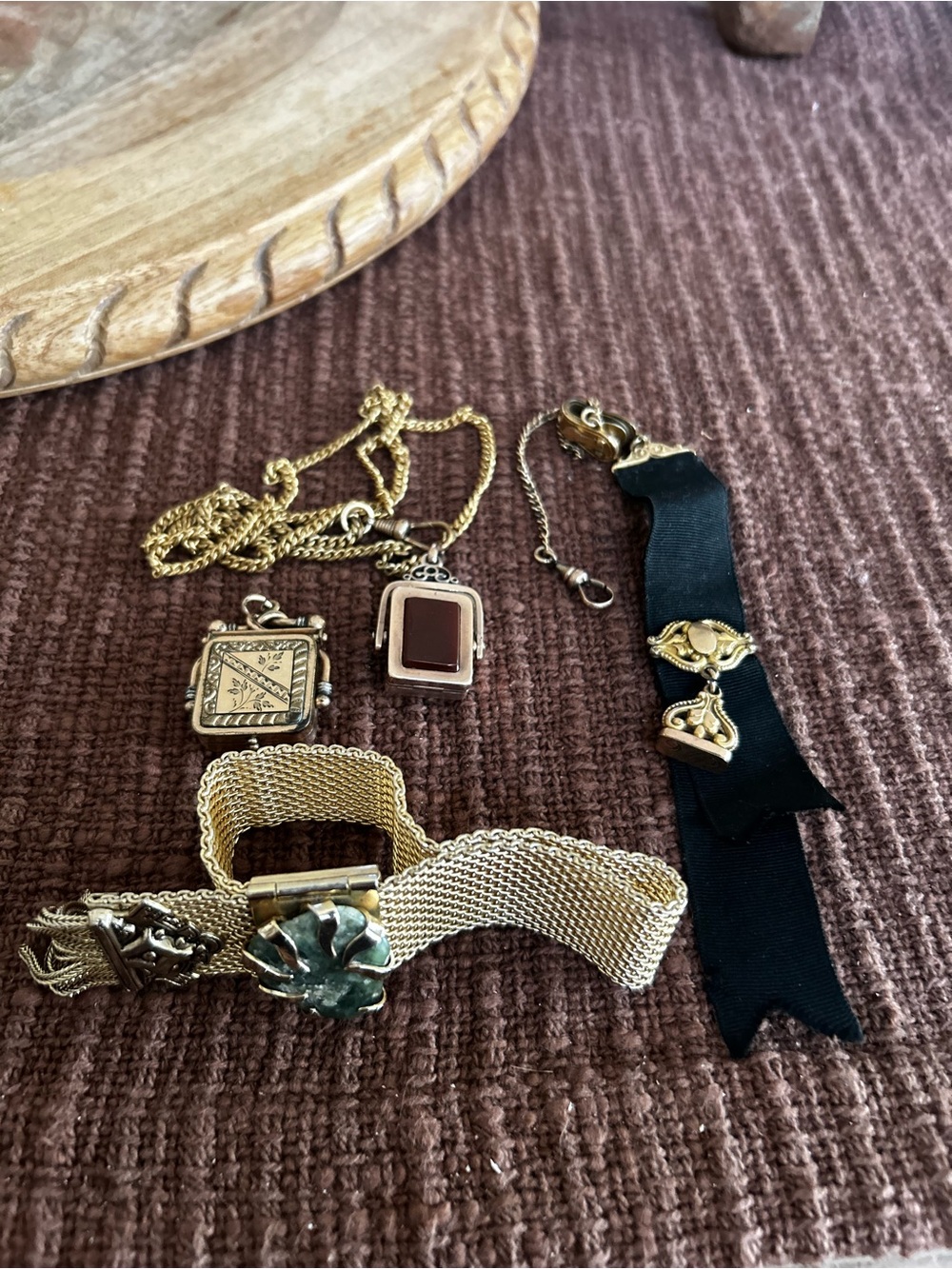 Gold fill antique jewelry set